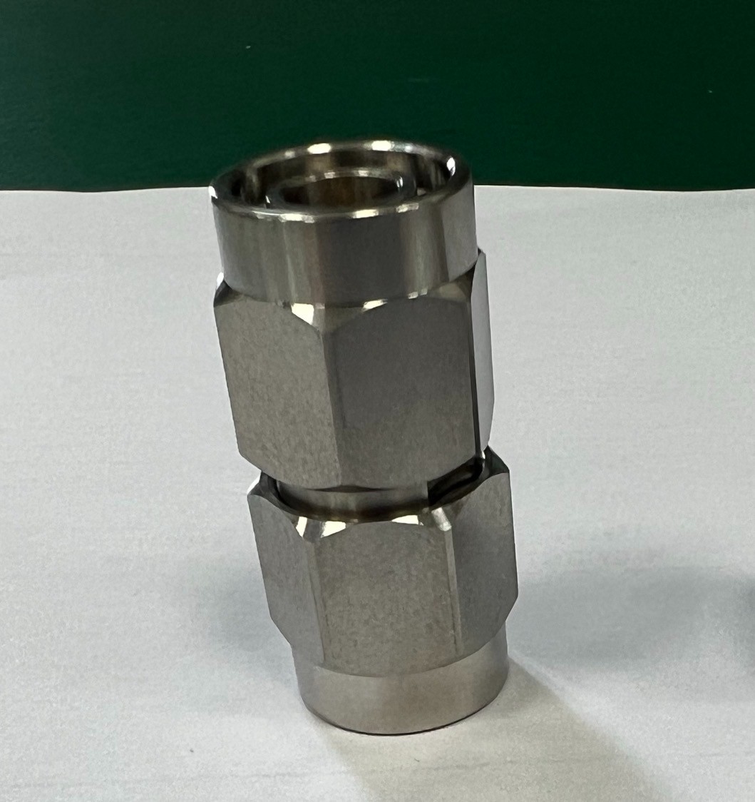 TNC male to TNC male adapter, 18GHz, stainless steel body