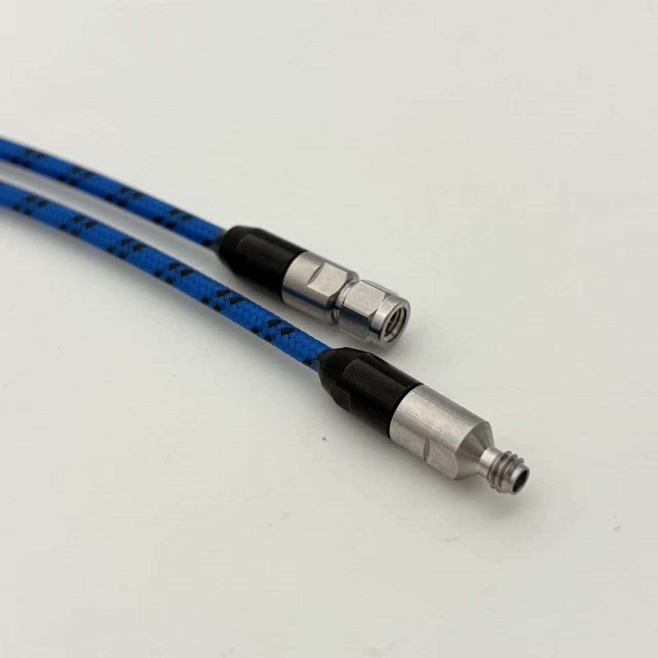 110G armored 1.0mm male to 1.0mm female microwave cable assembly 0.3M