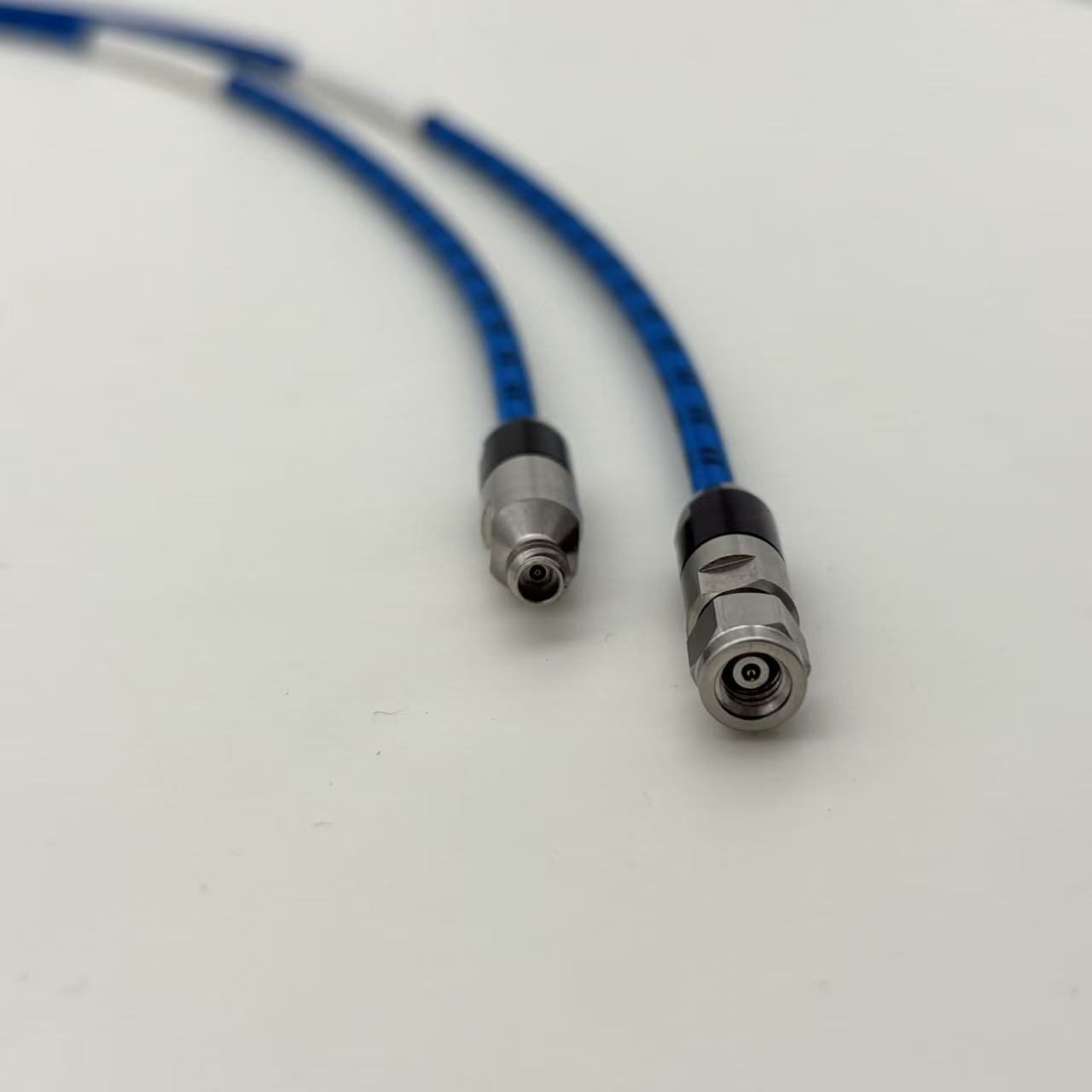 110G armored 1.0mm male to 1.0mm female microwave cable assembly 0.3M