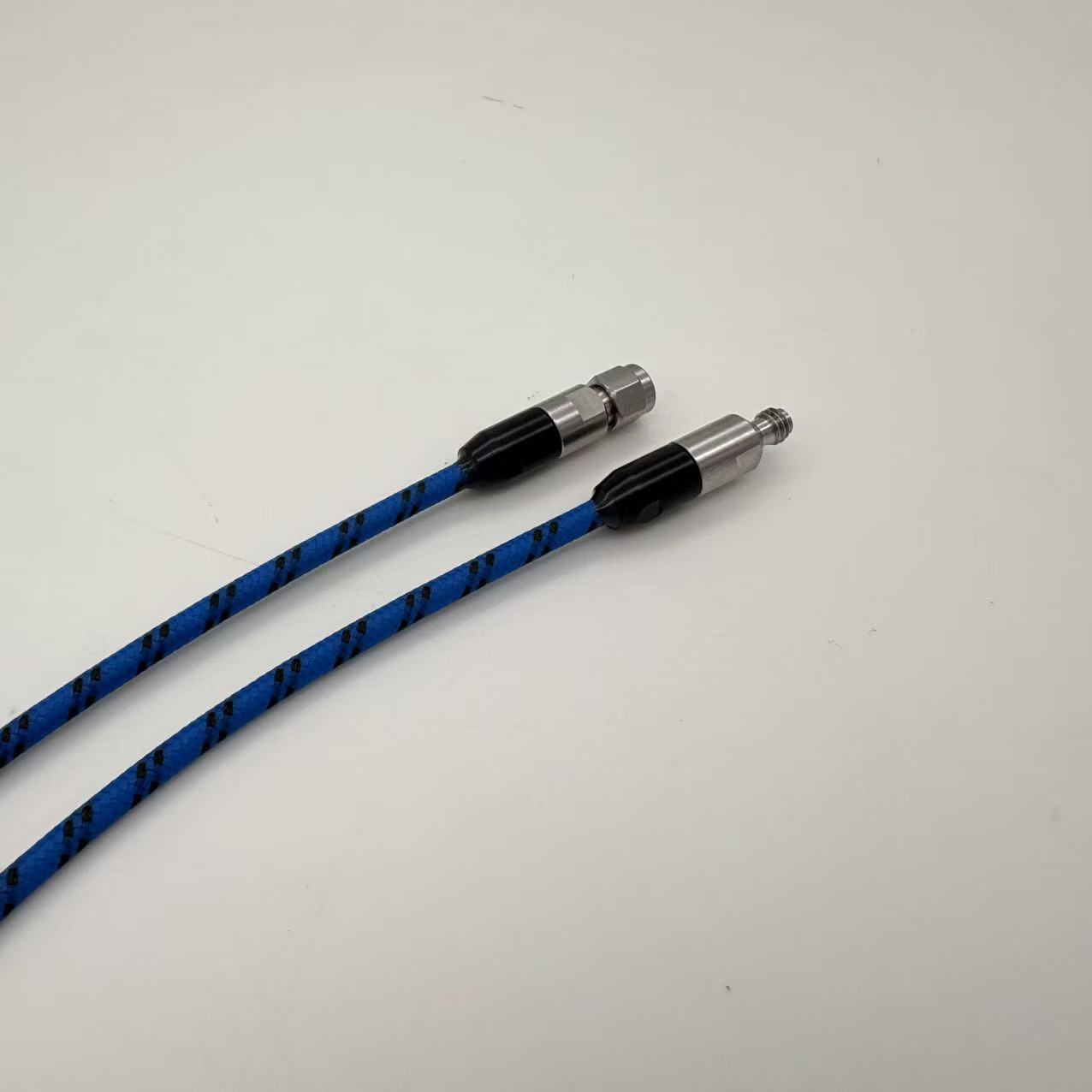 110G armored 1.0mm male to 1.0mm female microwave cable assembly 0.3M