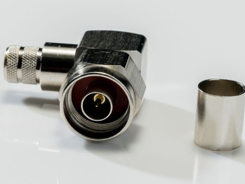 Low Loss N Type RA connector for LMR400 cable