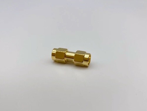 SMA male to SMA male straight RF coaxial adapter, 10GHz