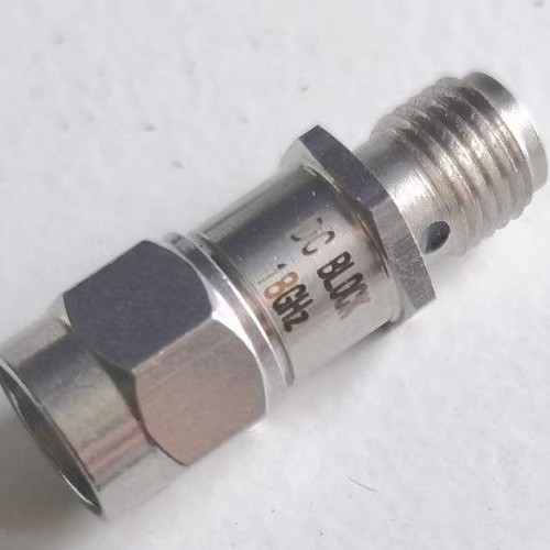 Stainless steel SMA male to SMA female DC block, 18GHz, low loss