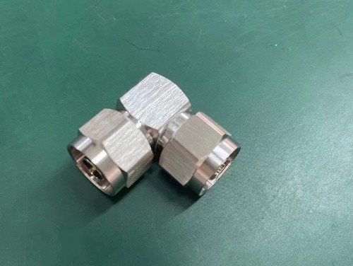 N type Male to N type Male Right Angle RF Coxial Adapter